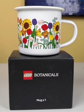 LEGO Insiders Botanicals Enamel Mug 5010306
